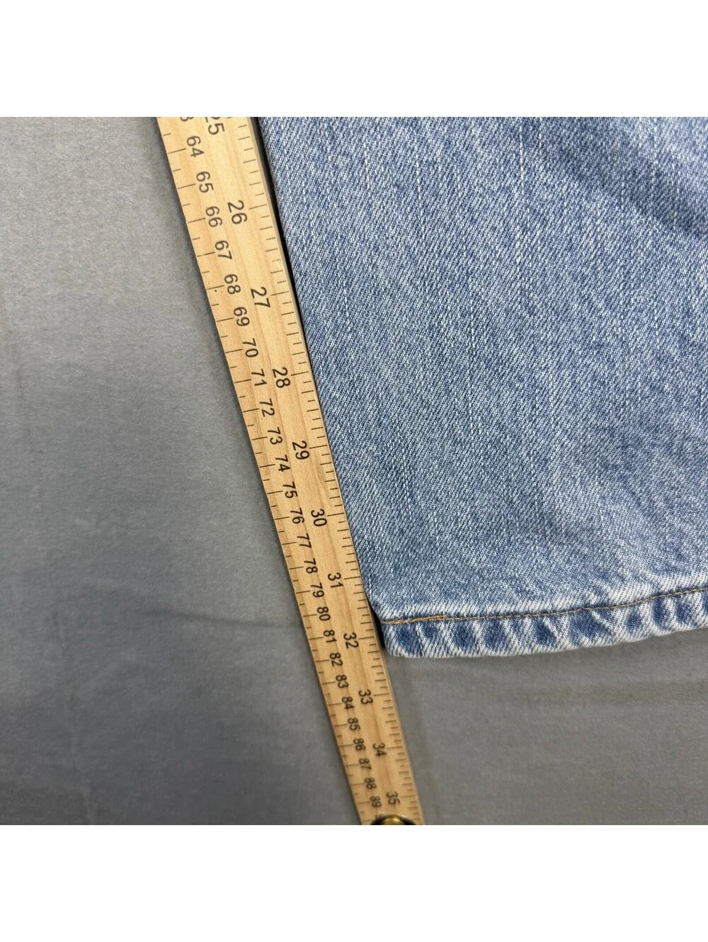 Vintage 90s Levi's 505 Jeans Mens 34x32 Blue Light Wash Regular Fit Straight USA
